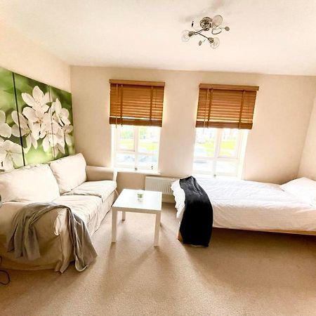 Lakeside Stylish 3 Bedroom House Grays Exterior foto